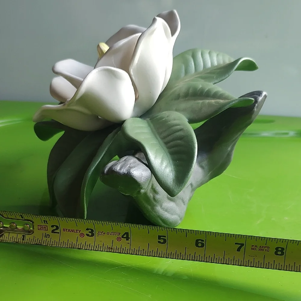 Elegant White Ceramic Flower Accent